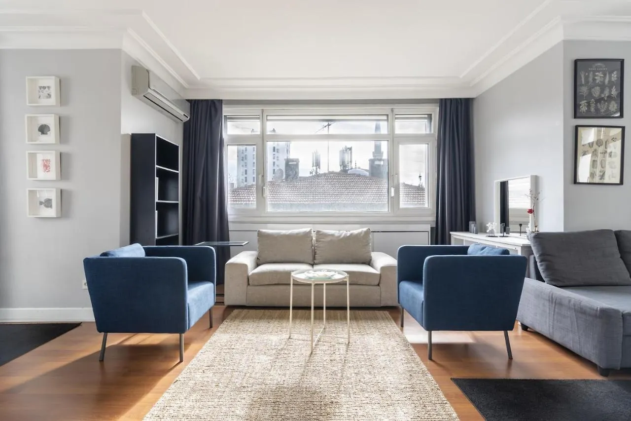 Апартаменты Modern Flat With Terrace On Bagdat Avenue Стамбул 0*,  Турция